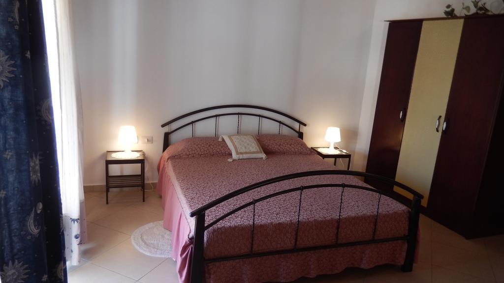 Jelena'S Luxury Apartments Sarandë Buitenkant foto