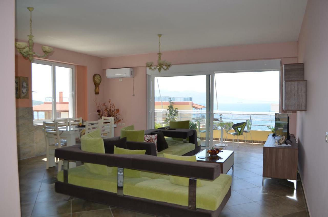 Jelena'S Luxury Apartments Sarandë Buitenkant foto